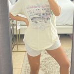 Hollister Cream Tee Shirt Photo 0