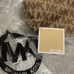 Michael Kors signature print large size tote Photo 2