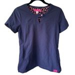 Betsey Johnson Womens Navy Scrub Single Scallop Sleeve Signature Hardware Top XS Photo 0
