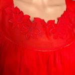 Vintage red embroidered floral‎ satin gown Photo 1