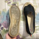 SO Women’s 8 1/2 lightly worn  memory foam tulsiblack flats. Photo 1