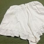 Princess Polly White Gauze Daisy Trim Shorts Photo 2
