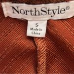 Speckled Long Sleeve V Photo 6