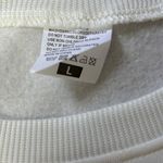 Character Universal Studios Christmas Scoop Neck Long Sleeve Sweatshirt White Size L Photo 3