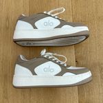 Alo Yoga Sneakers Recovery Mode Size US7 White Brown Photo 1