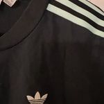Adidas Women’s T-Shirt Photo 4
