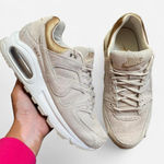 Nike  Air Max Command Premium shoes String Metallic Gold women’s size 7 Photo 0