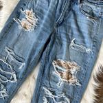 American Eagle Strigid Distressed Jeans size 8 Photo 3