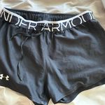 Under Armour Under Armor Shorts Photo 0