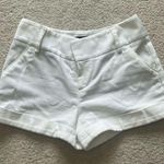 Alice + Olivia  Shorts White Photo 0