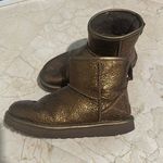 UGG  Boots Water Resistant Photo 0