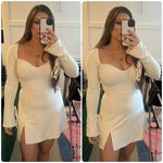 Oh Polly  Amryn Long Sleeve Sweetheart Neckline Mini Dress in Ivory, US 4 (Small) Photo 2