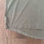 Athleta Vapor Sheer Round Neck Cropped Sleeveless Tank Moss Green Size Small Photo 3