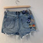BLANK NYC  The Barrow embroidered denim shorts Sz 27‎ Photo 1