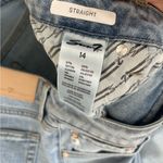 Seven7  Women's 90,s Straight Leg Jeans NWT  - Light Blue Photo 5