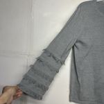 Vineyard Vines  Women’s Large Light Gray Ruffle Fringe Sleeve Knit Top Sweater Photo 1