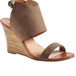 Halogen Heels Photo 4