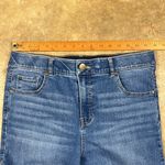 Jones New York Straight Leg Jean with banded waist
Size: 12 Photo 3