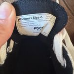 🏈 Kansas City Chiefs Glitter Low Top Sneakers Photo 4