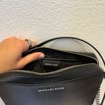 Michael Kors Crossbody Purse Photo 3