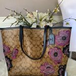 Coach  City Tote In Signature Canvas With Kaffe Fassett Print Photo 1