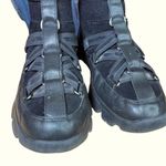 UGG  Lakes & Lights Black Leather Fur Sneaker Shoes EUC Photo 8