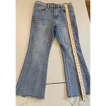 Wish List Jeans Women Medium Light Wash Distressed Raw Hem Denim Stretch Travel Blue Size 30 Photo 3
