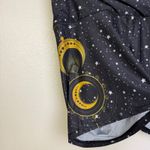 Yoga Democracy Movement Shorts XL Black Fortune Teller Stars Workout Gym Train Photo 1