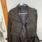 Chic et Jeune olive green trench coat with silver buttons Photo 7