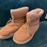 Hey Dude NEW  Woman’s Size 9 Margot Eco Bootie Boot Antique Rose Water Resistant Photo 1