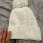 Princess Polly BOUTIQUE beanie Photo 3