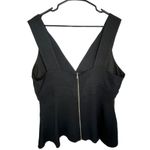 Trouvé Black Deep V Photo 2