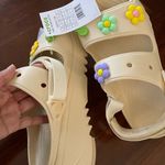 Crocs  size 9 women Photo 2