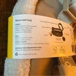 Lole  Beige Fleece Belt Bag 7.5” X 5.25 Zip Up Adjustable Strap Photo 4