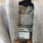 TNA Aritzia Cozy Fleece Boyfriend Fit Crop Hoodie in Heather Gray Sz 2XS Photo 6