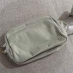 Lululemon Large Everywhere Belt Bag - Silver Drop (2L) Photo 3