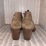 Clarks Artisan Carleta Lyon Suede Ankle Boots Womens Size 8.5 M Brown Heel Photo 3