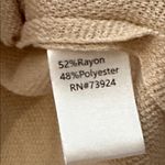 Misook  | Classic Knit V-Neck Tank in Cream Size Medium Quiet Luxury Staple Piece Photo 4