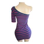 #832 Women's Small Navy & Pink Striped One Photo 2