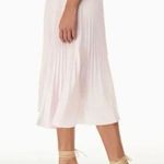 WILFRED x ARITZIA | Twirl Satin Accordion Pleated Skirt Mochi Pink Blush | 1X Photo 2
