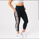 Zyia  leopard print sides Brilliant high rise 4 athletic leggings Photo 4