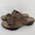 Dansko  Metallic Bronze Flower Leather Sandals Size 38 / 8 Photo 4