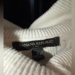 Banana Republic  Cream Cowlneck Sweater size small Photo 4