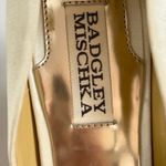 Badgley Mischka Randall Vanilla Satin Crystal Embellished Bridal Shoes Size 7 M Photo 2