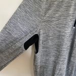 Champion  Duo Dry Quarter Zip Jacket Heather Gray Size Medium Photo 1