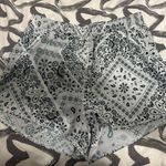 Alo Yoga shorts Photo 0