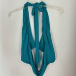 Princess Polly  deep v halter crop top size 12 Photo 8