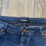 D. Jeans  Jean shorts Photo 1