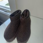 These Three Boutique These three platform boots Photo 1