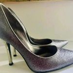 Guess SHOES SIZE 6.5 SHIMMER SOFT PURPLE COLOR LIKE NEW CONDITION Photo 4